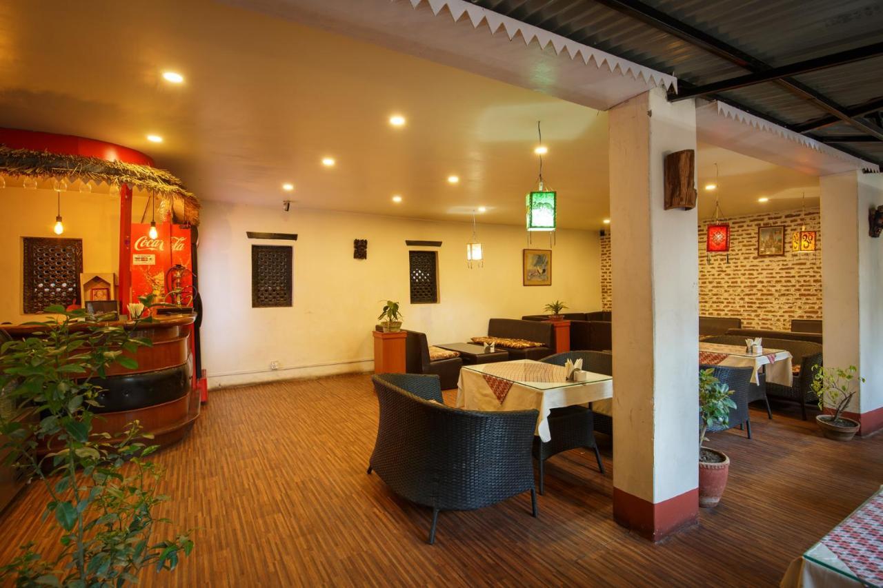 Kathmandu Nomad Hotel Catmandu Exterior foto